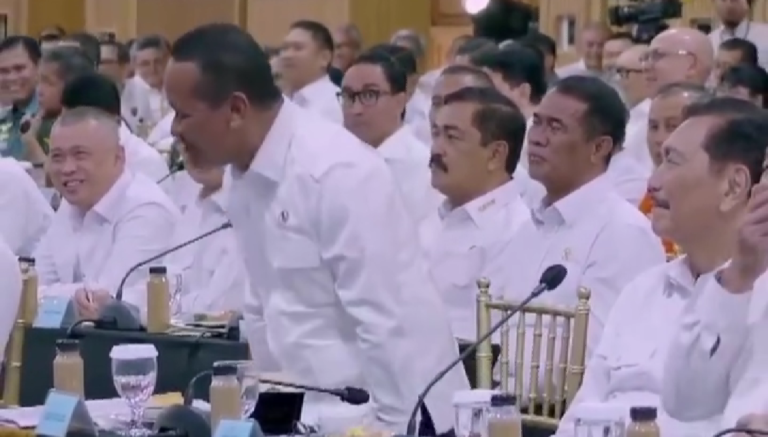 Presiden Prabowo Subianto, memanggil Bahlil, cabut izin usaha tambang