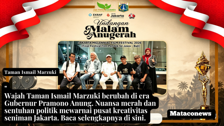 Jurnalis, seniman, akademisi, dan lainnya menghadiri malam' anugerah festival film